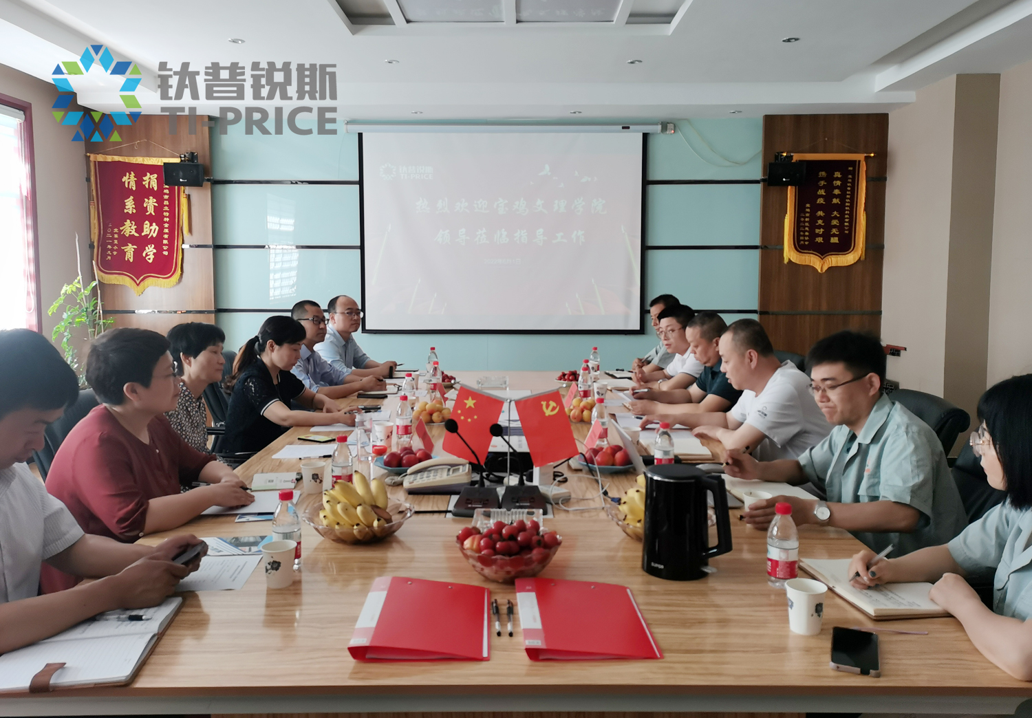 36572095.jpg 38ce671f-d48d-4acb-8ba6-4d999c596775.jpg